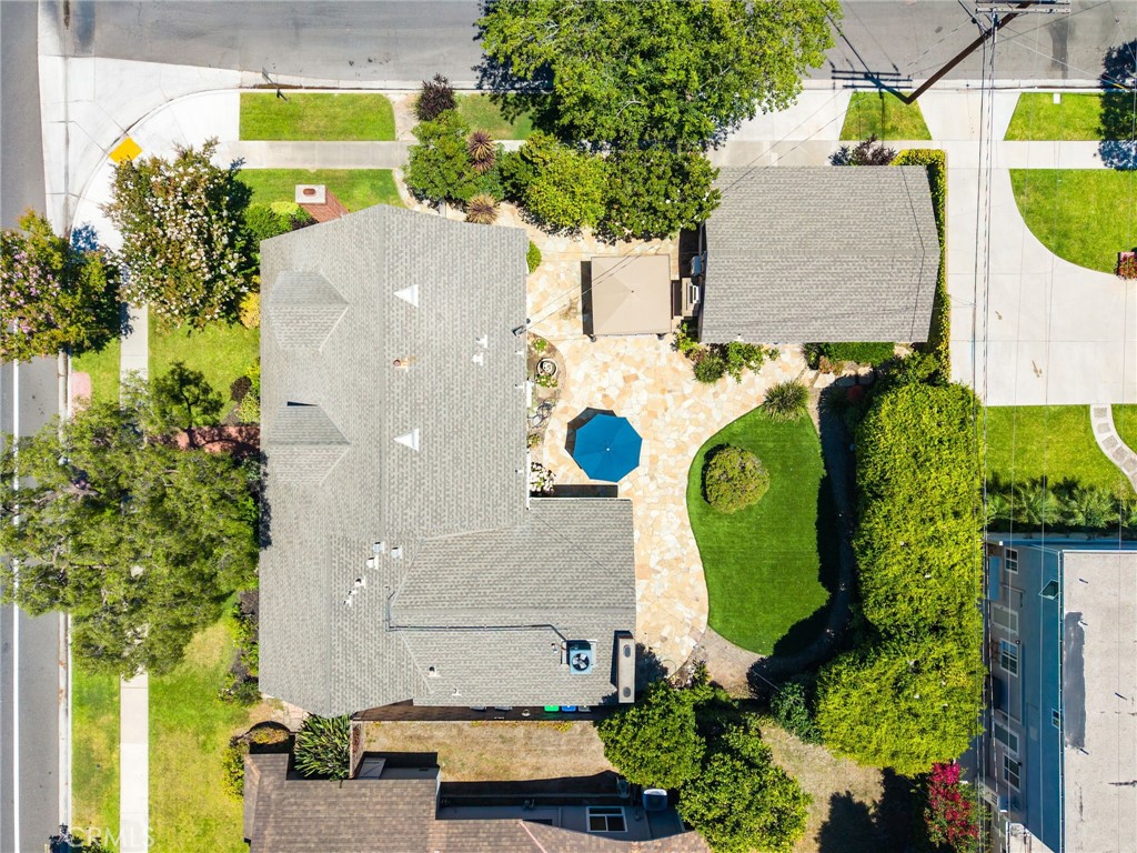 11672 Foster Road Rossmoor, CA 90720 - Photo 37 of 43