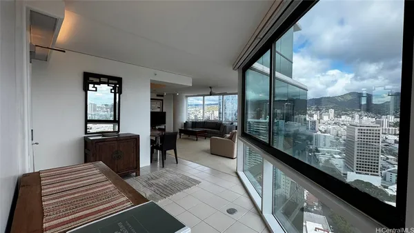 $4,500 | 88 Piikoi Street, Unit 3303, Honolulu, HI 96814