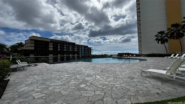 $4,500 | 88 Piikoi Street, Unit 3303, Honolulu, HI 96814