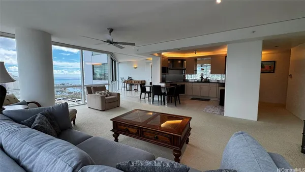 $4,500 | 88 Piikoi Street, Unit 3303, Honolulu, HI 96814