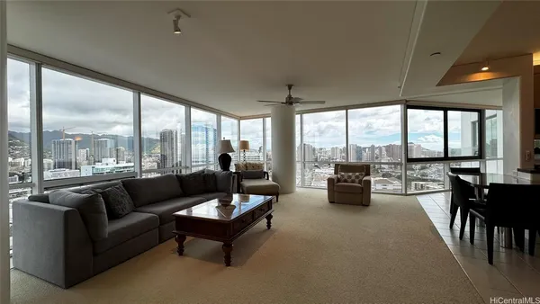 $4,500 | 88 Piikoi Street, Unit 3303, Honolulu, HI 96814