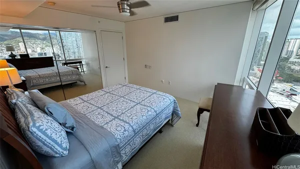 $4,500 | 88 Piikoi Street, Unit 3303, Honolulu, HI 96814