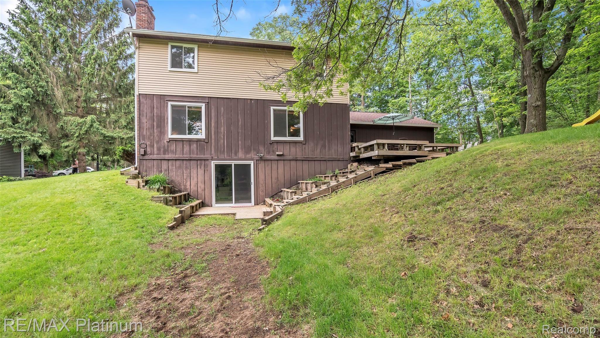 2798 North Tipsico Lake Road Hartland, MI 48353 - Photo 35 of 52 2798-North-Tipsico-Lake-Road-Hartland-Township-Michigan-windowstill-42.jpg