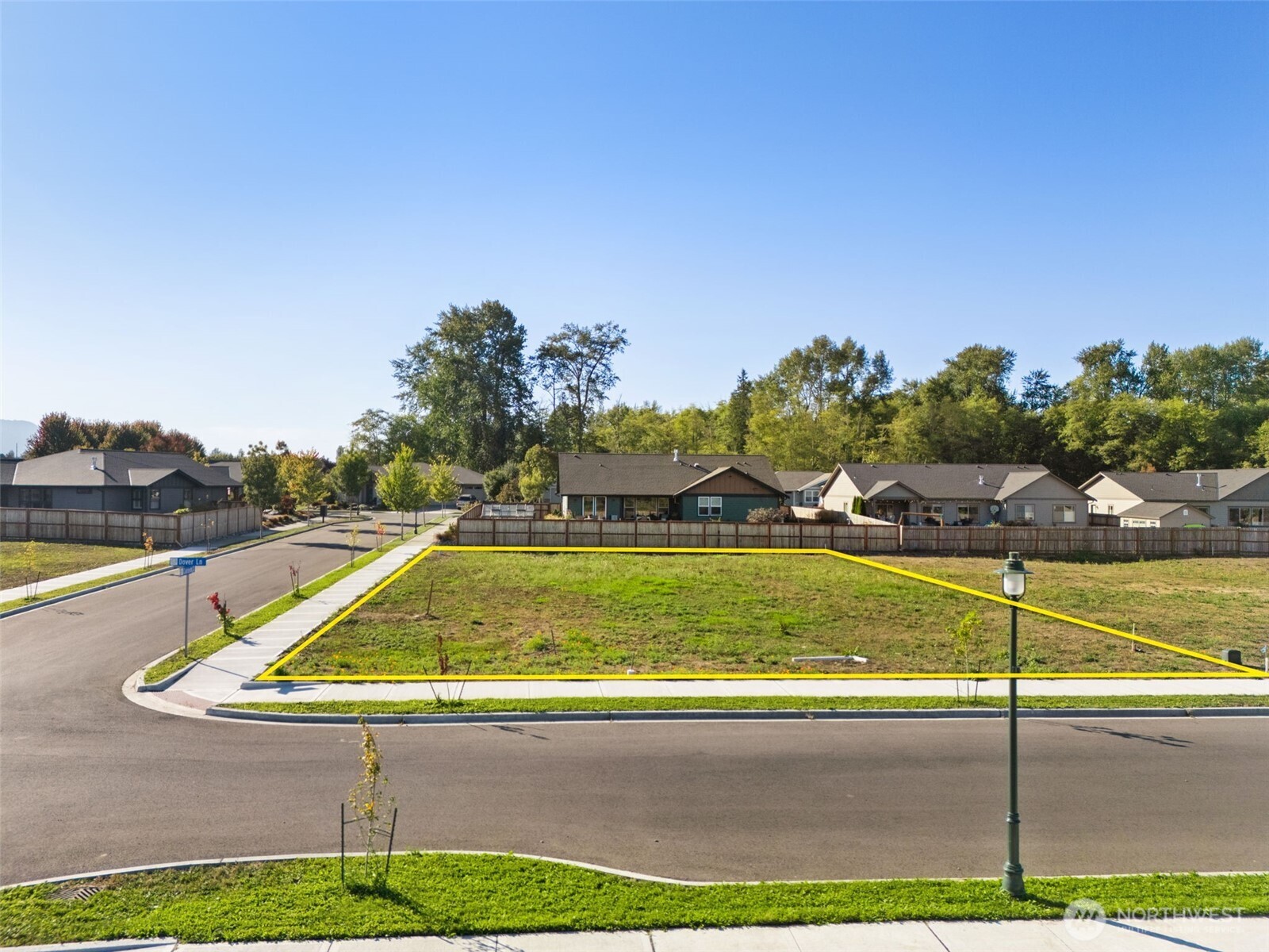 31 Colchester Street Sequim, WA 98382 - Photo 5 of 22 a view of swimming pool
