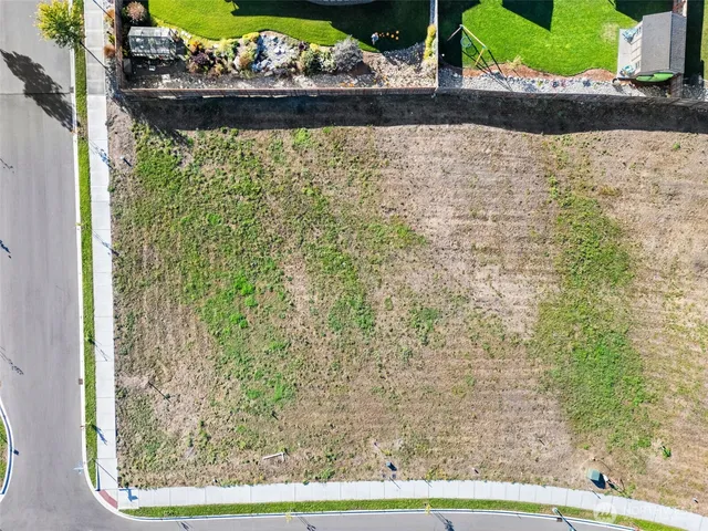 a view of an ocean view