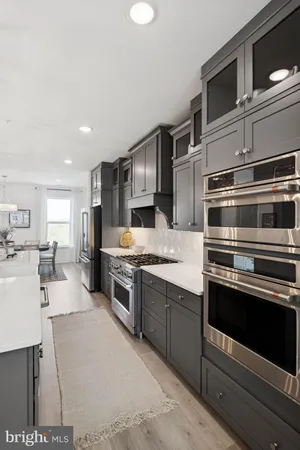 $702,999 | 14963 Deco Circle, Chantilly, VA 20151