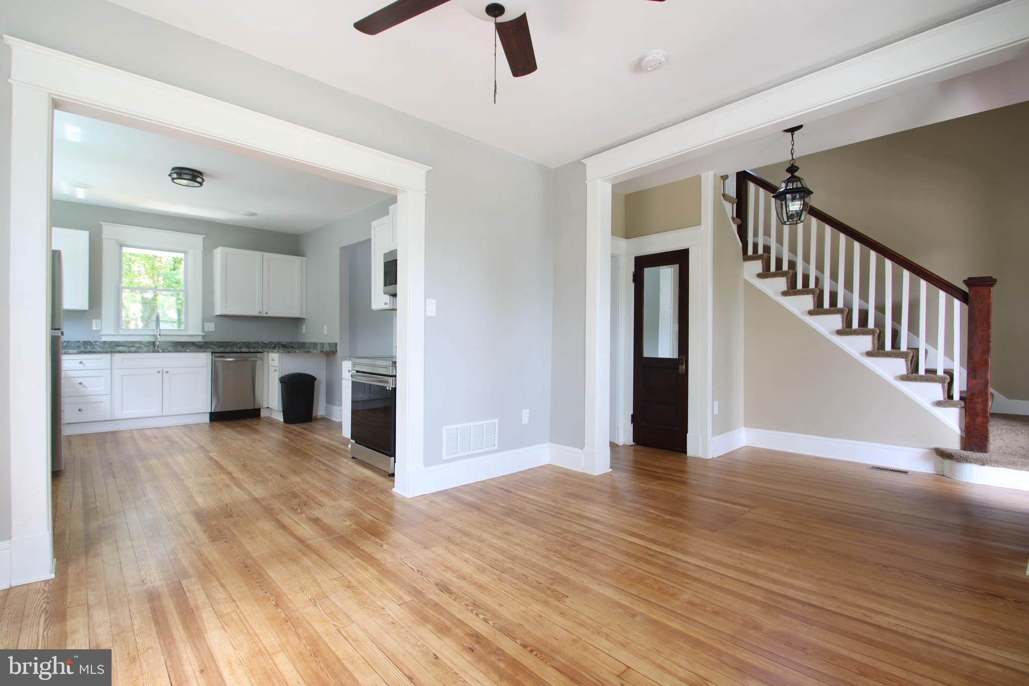 606 Tunbridge Road Baltimore, MD 21212 - Photo 3 of 25
