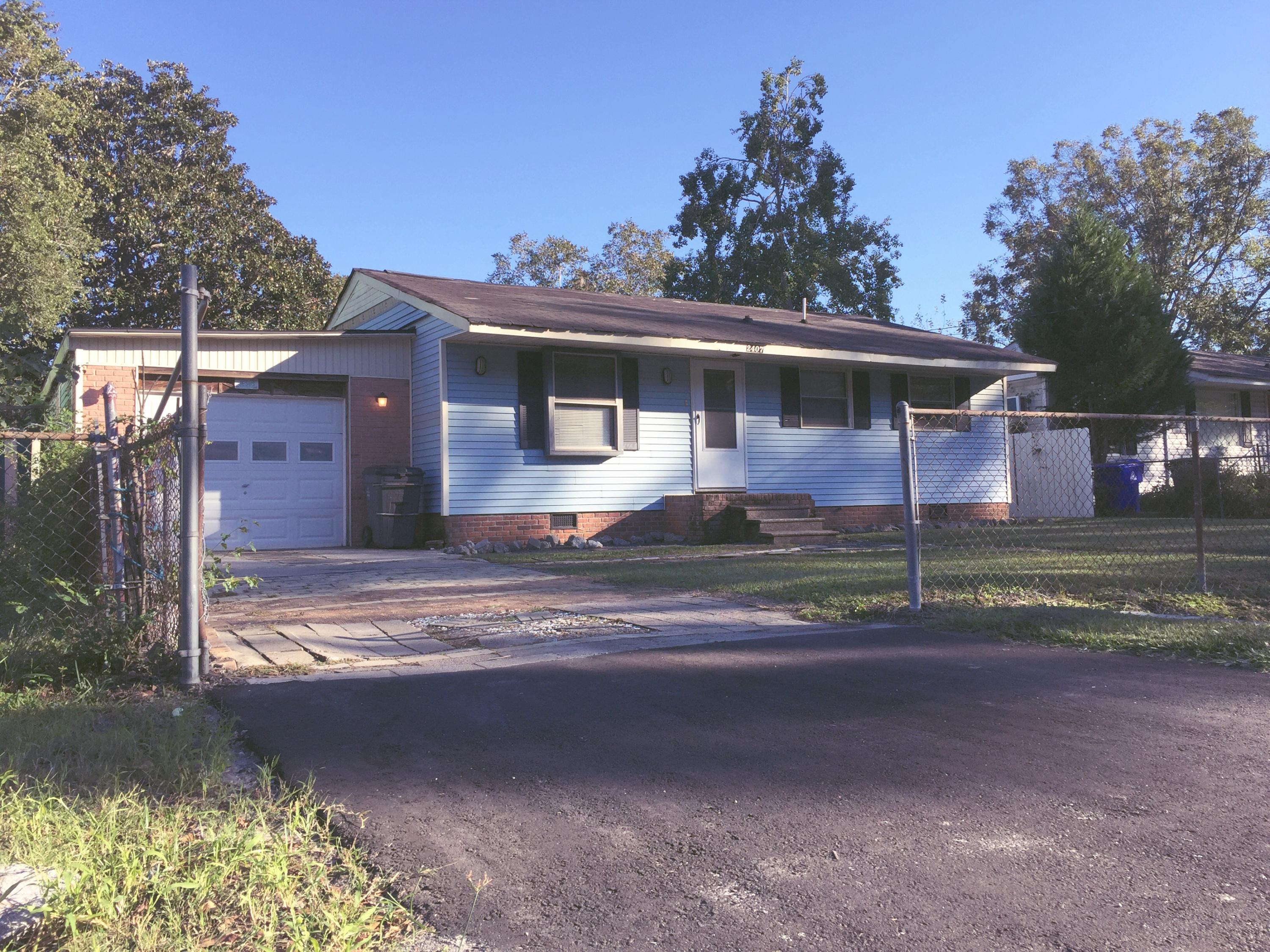 2407 Falcon Road North Charleston, SC 29406 - Photo 1 of 15 IMG_2742