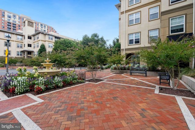 $315,000 | 11750 Old Georgetown Road, Unit 2420, Rockville, MD 20852