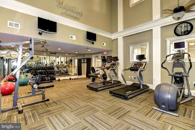 $315,000 | 11750 Old Georgetown Road, Unit 2420, Rockville, MD 20852