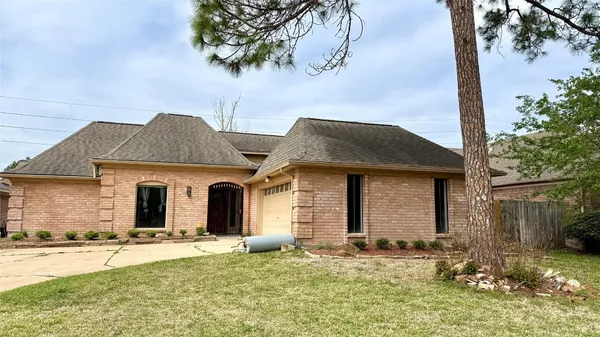 $2,050 | 14834 Charlmont Drive, Houston, TX 77083