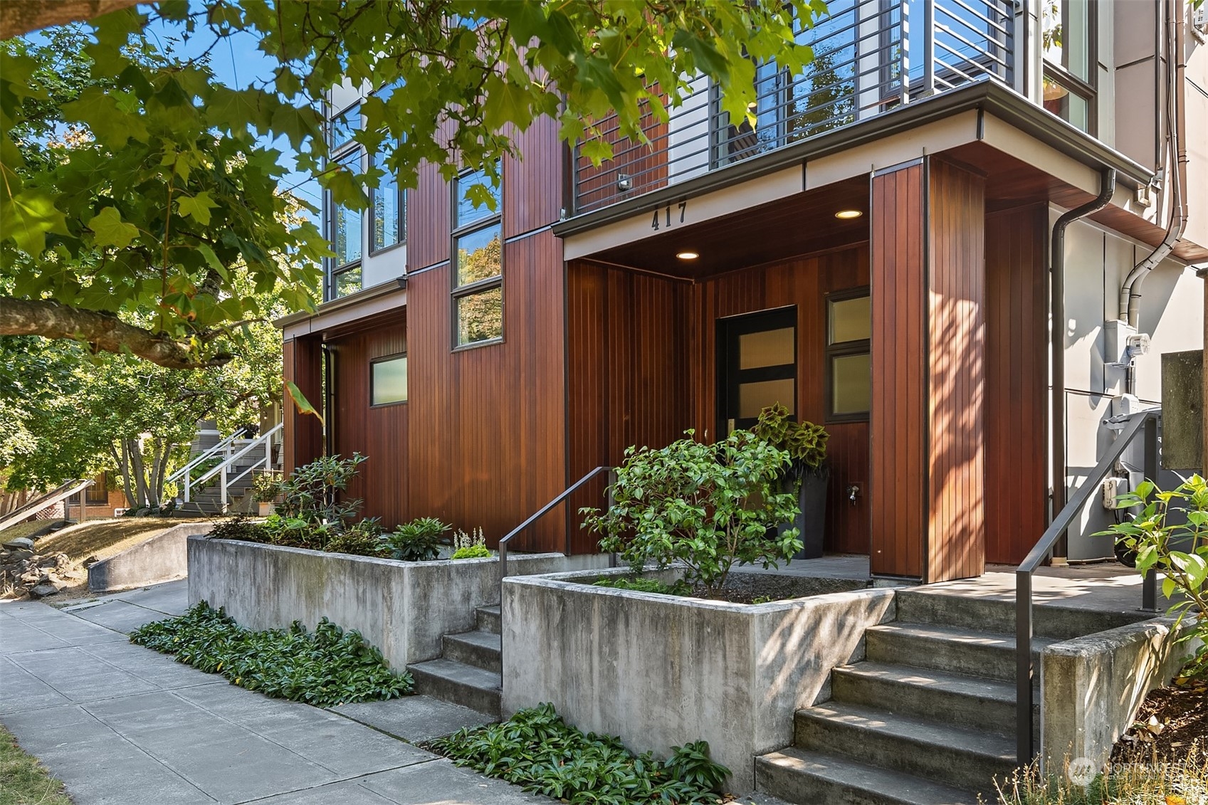 417 North 50th Street Seattle, WA 98103 - Photo 28 of 30 front view of a house