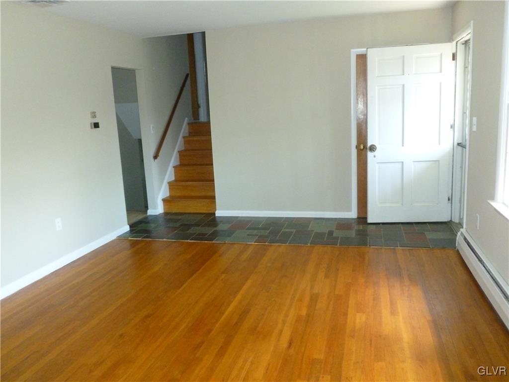1856 Abington Road Bethlehem, PA 18018 - Photo 6 of 26 Gallery Image 6