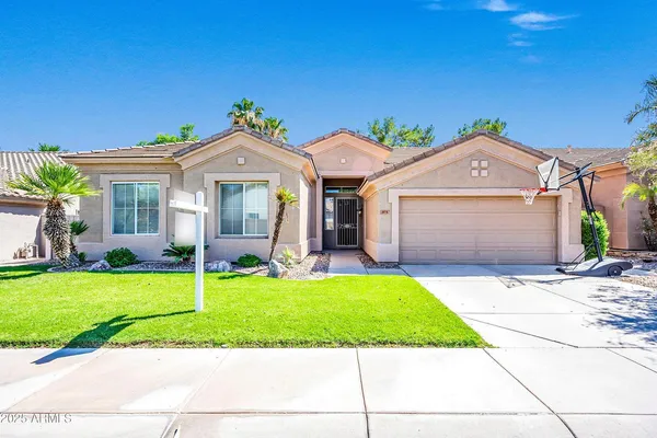 $2,750 | 875 West Aloe Place, Chandler, AZ 85248