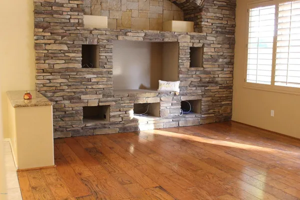 $2,750 | 875 West Aloe Place, Chandler, AZ 85248