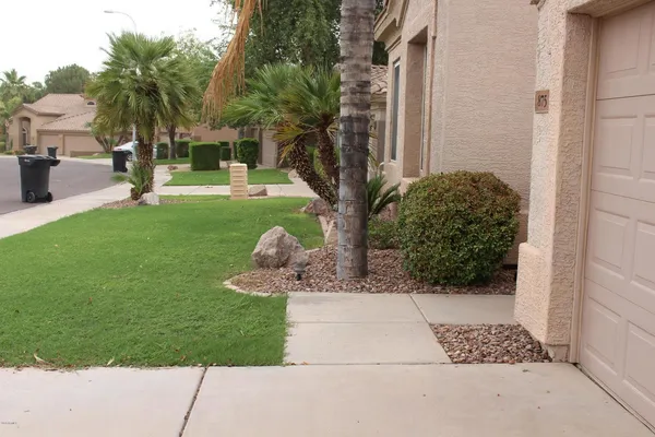 $2,750 | 875 West Aloe Place, Chandler, AZ 85248