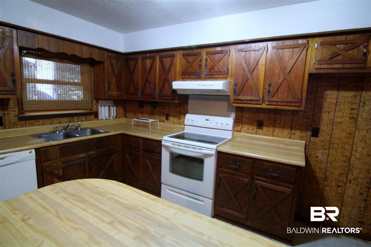 105 Hartness Circle Daphne, AL 36526 - Photo 9 of 13