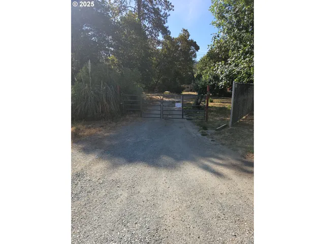 $198,000 | 149 Beaver Lane, Canyonville, OR 97417