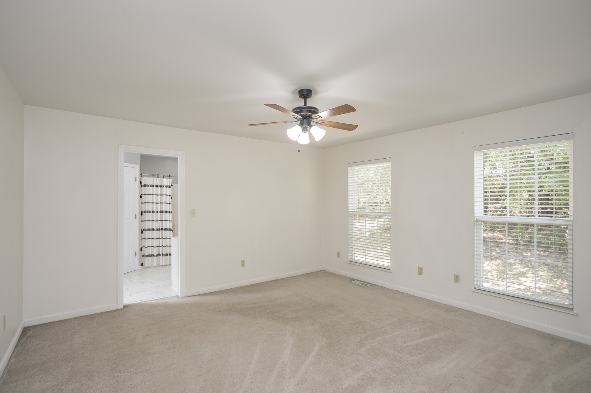 1216 Chapmansboro Road Chapmansboro, TN 37035 - Photo 17 of 40 Gallery Image 17