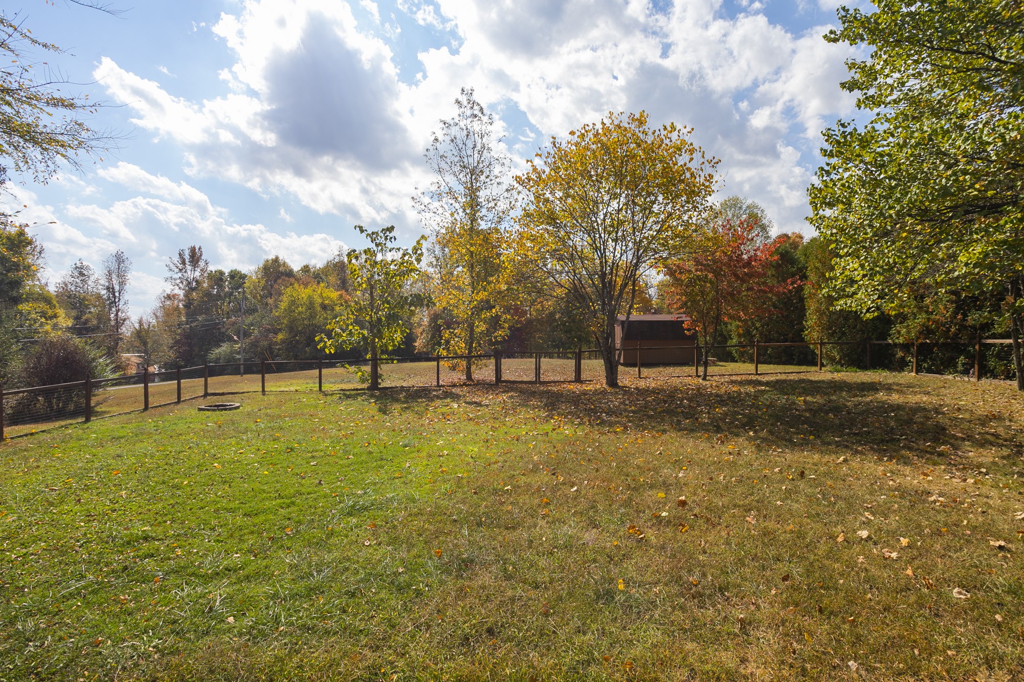 1216 Chapmansboro Road Chapmansboro, TN 37035 - Photo 34 of 40 Gallery Image 34
