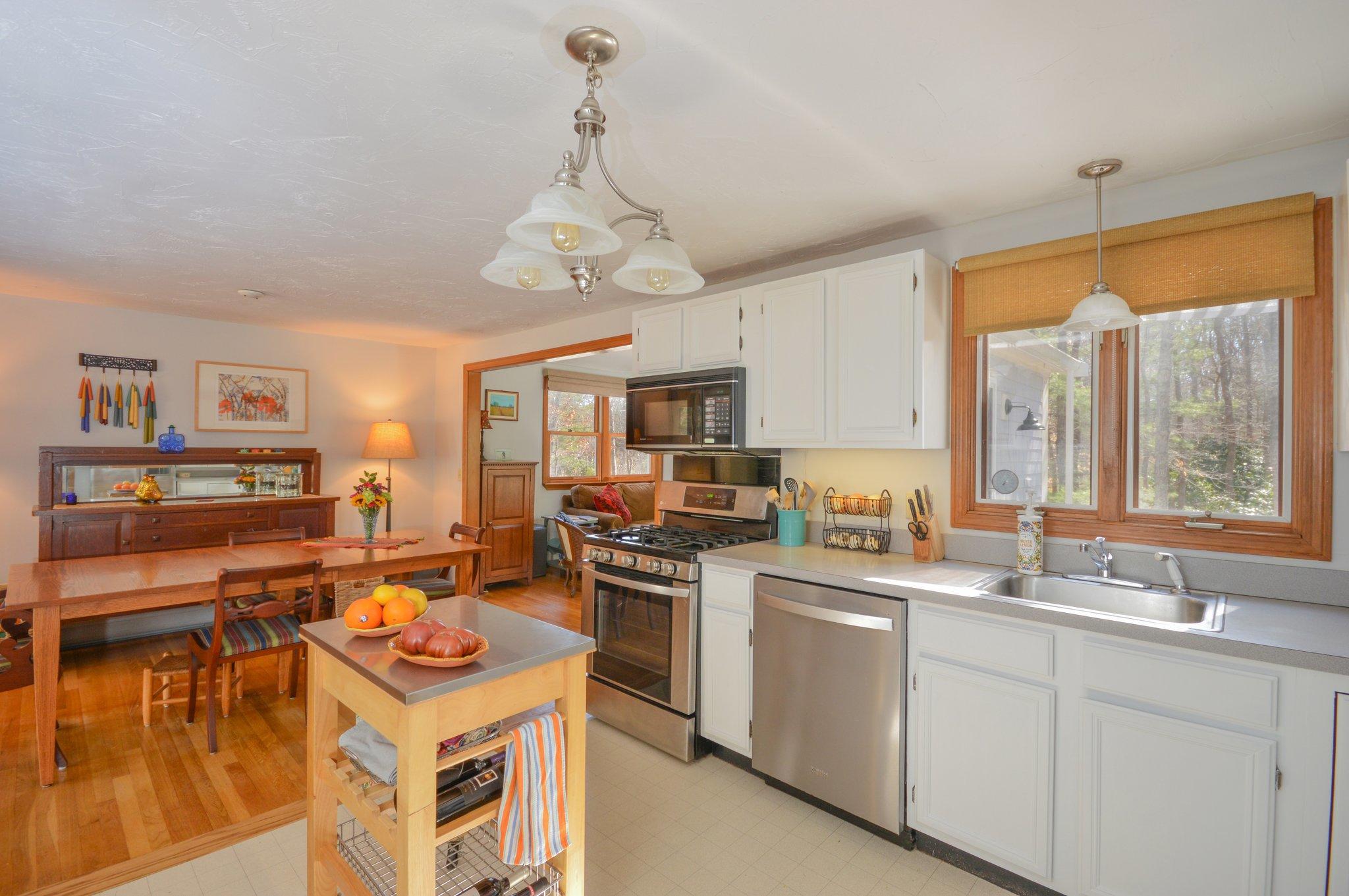 106 Cranberry Ridge Road Marstons Mills, MA 02648 - Photo 10 of 32 Kitchen