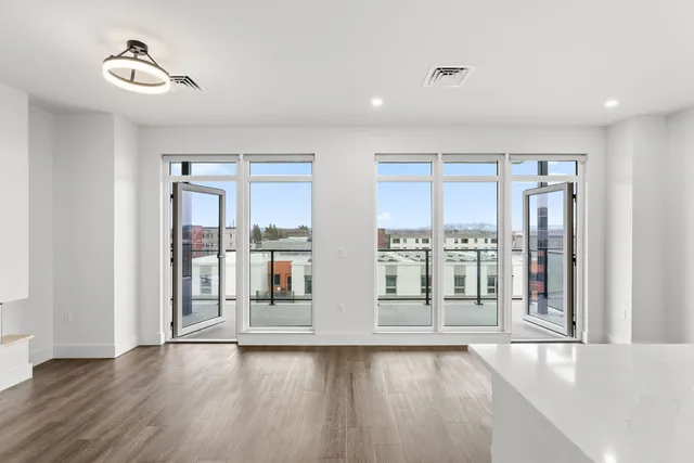 $825,000 | 125 Cambrian Way, Unit 620, Burlington, VT 05401