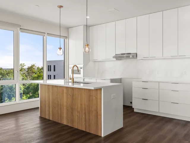 $825,000 | 125 Cambrian Way, Unit 620, Burlington, VT 05401