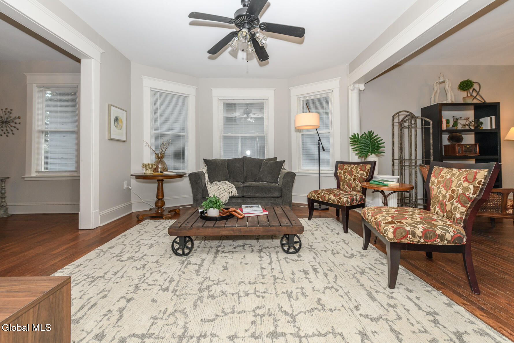 1146 Glenwood Boulevard Schenectady, NY 12308 - Photo 5 of 17 DSC_9162