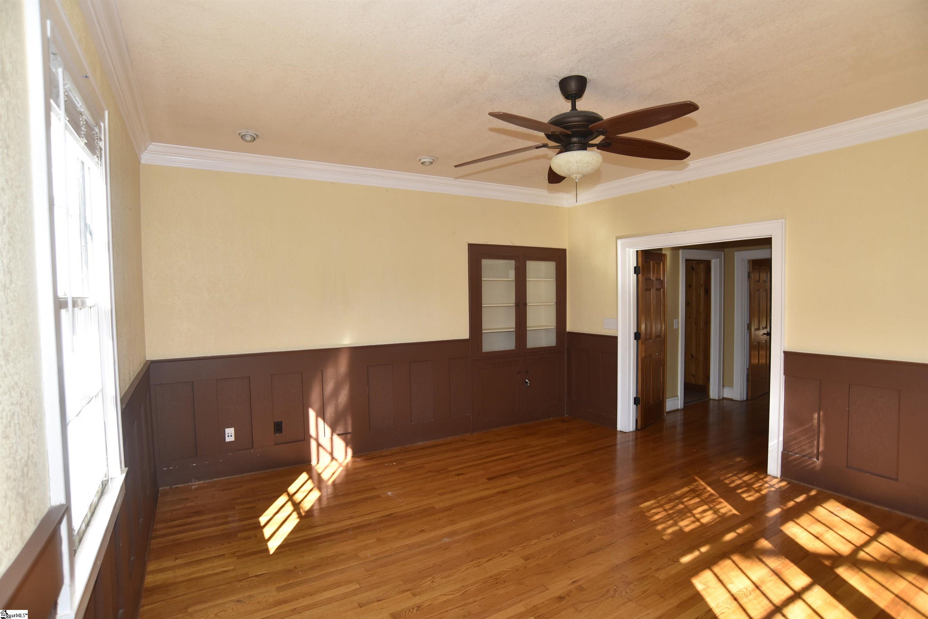 308 West Poinsett Street Greer, SC 29650 - Photo 7 of 26