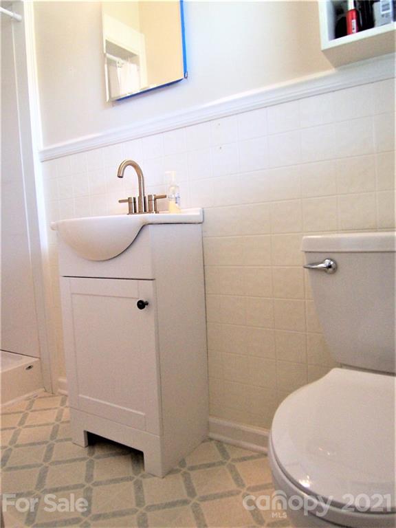 3536 Fallston Road Shelby, NC 28150 - Photo 23 of 34 a bathroom with a sink