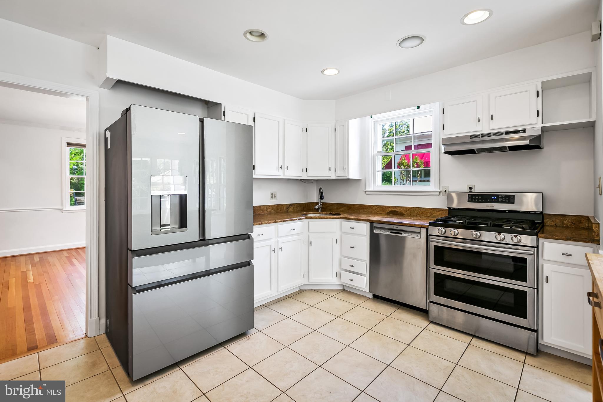 3805 Fenchurch Road Baltimore, MD 21218 - Photo 13 of 58 Gallery Image 13