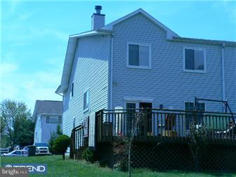 18 O Rourke Court Newark, DE 19702 - Photo 2 of 12 Exterior Back