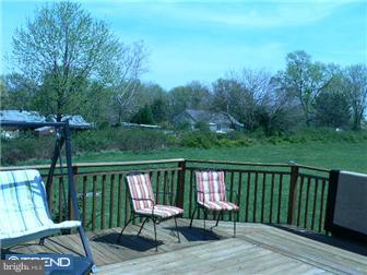 18 O Rourke Court Newark, DE 19702 - Photo 4 of 12 Deck