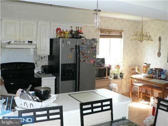 18 O Rourke Court Newark, DE 19702 - Photo 7 of 12 Kitchen