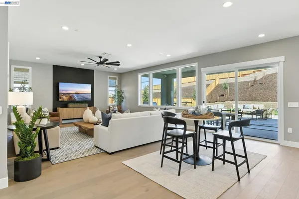$3,124,406 | 1652 Savanna Court, Dublin, CA 94568