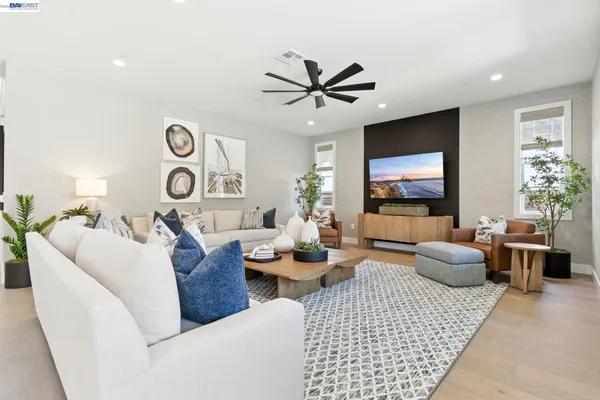 $3,124,406 | 1652 Savanna Court, Dublin, CA 94568