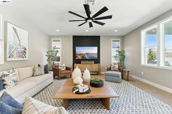 $3,124,406 | 1652 Savanna Court, Dublin, CA 94568