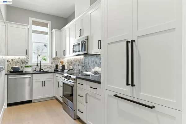 $3,124,406 | 1652 Savanna Court, Dublin, CA 94568