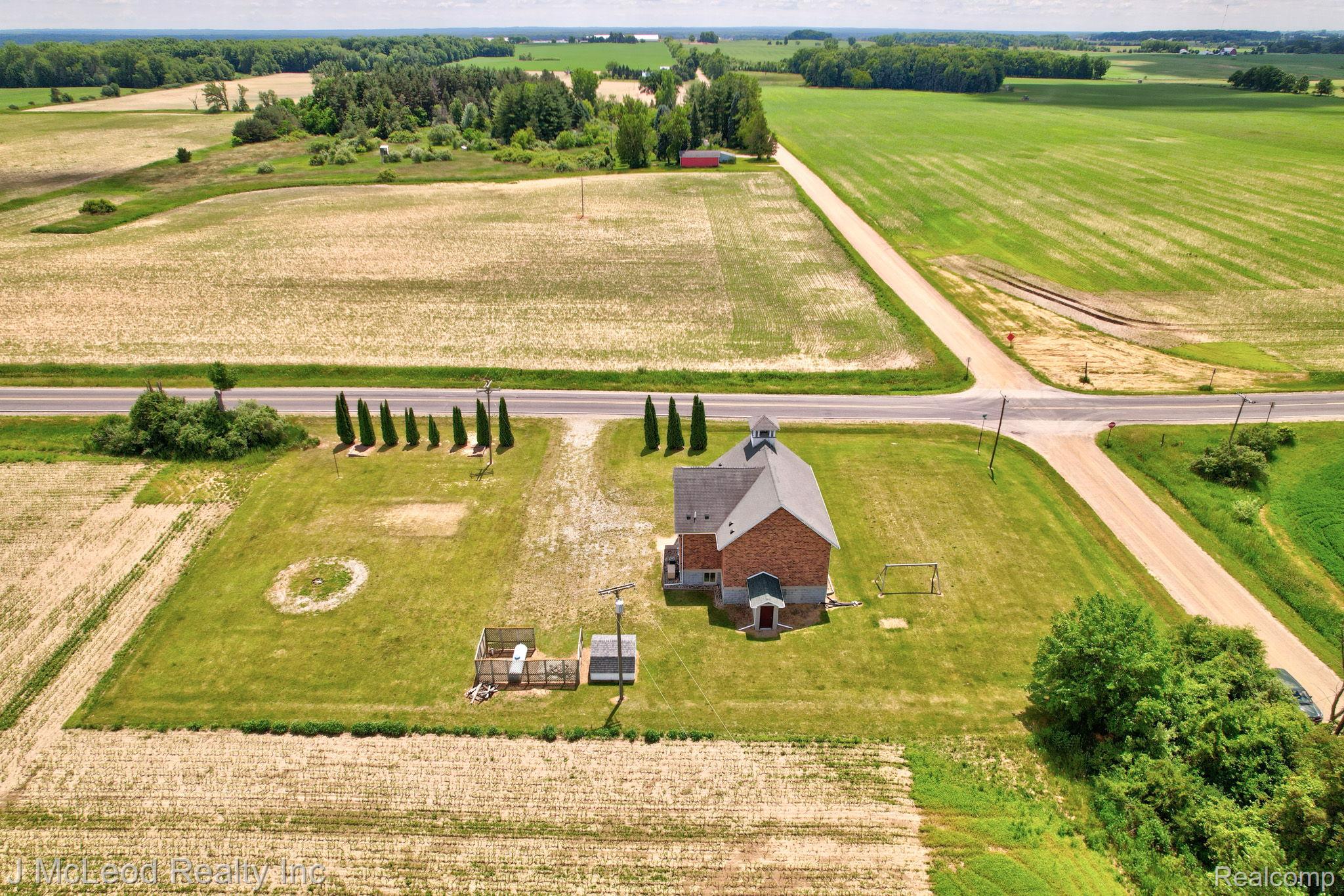 2515 East Akron Road Caro, MI 48723 - Photo 47 of 54 48-web-or-mls-2515 E Akron Rd-12.jpg