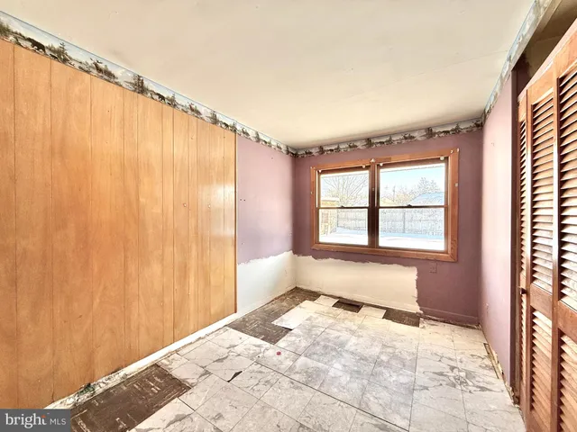 $229,900 | 6 Holly Drive, West Berlin, NJ 08091