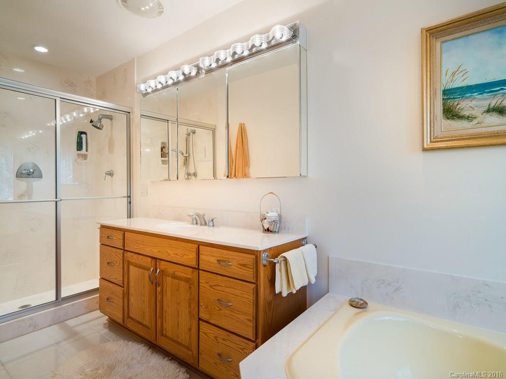 224 Divit Road Waynesville, NC 28785 - Photo 18 of 24 Gallery Image 18