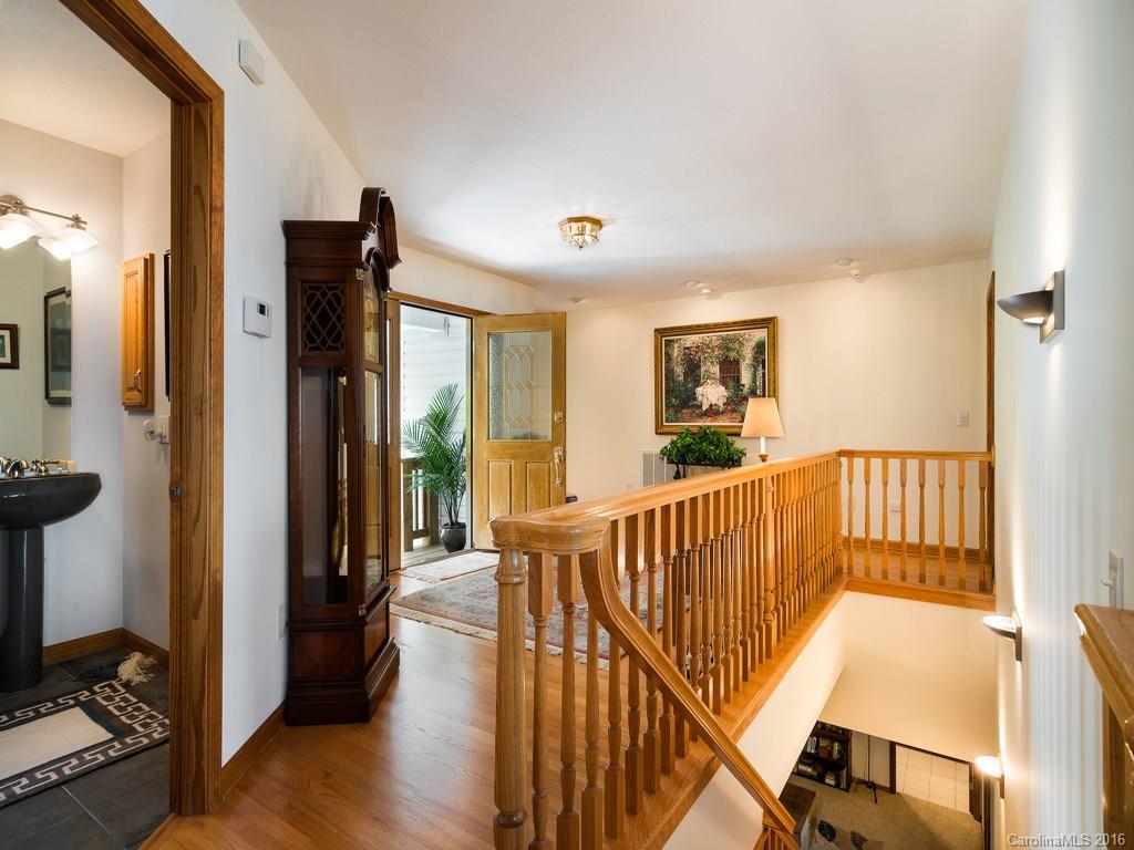 224 Divit Road Waynesville, NC 28785 - Photo 7 of 24 Gallery Image 7