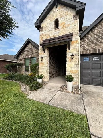 $3,000 | 3900 Santa Maria Street, Mission, TX 78572