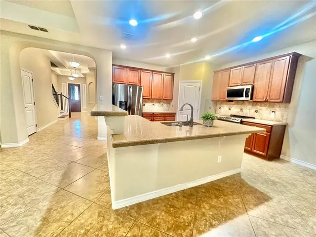 $3,000 | 3900 Santa Maria Street, Mission, TX 78572