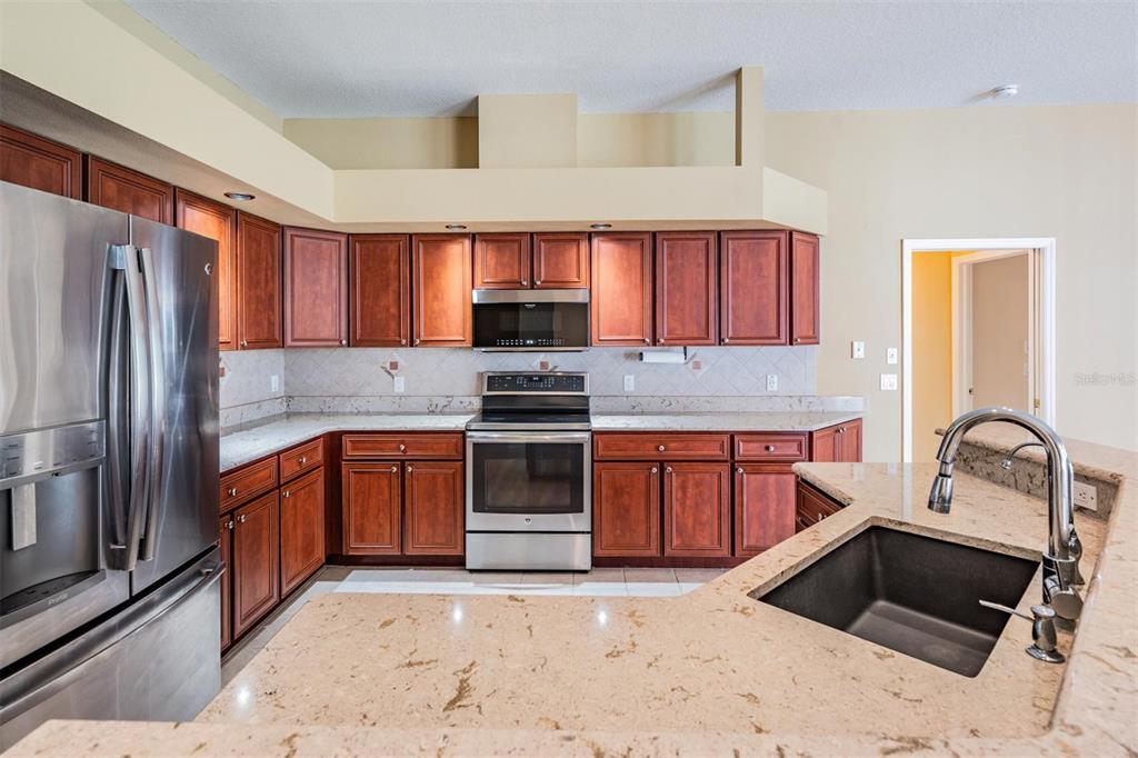 1331 Trimaran Place Trinity, FL 34655 - Photo 11 of 56