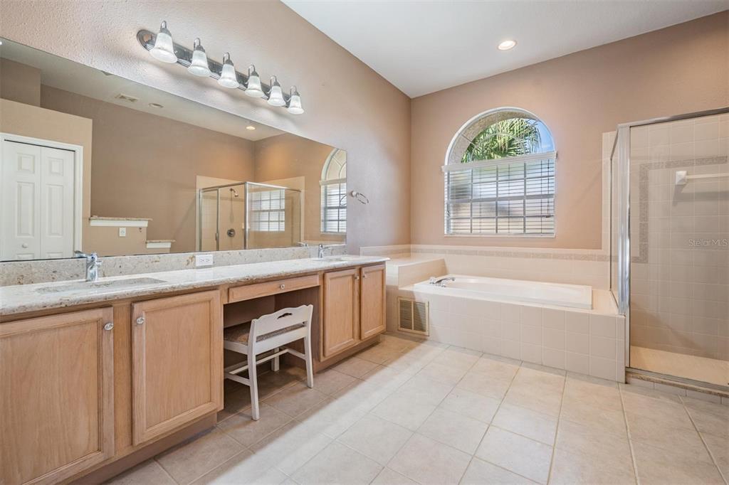 1331 Trimaran Place Trinity, FL 34655 - Photo 17 of 56