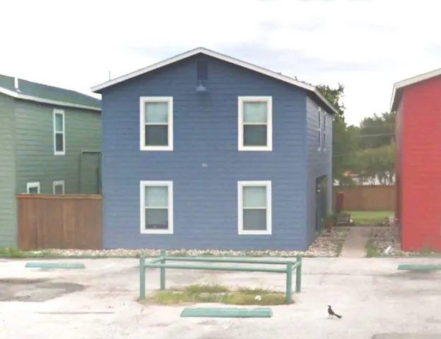 a view of a house with a outdoor space