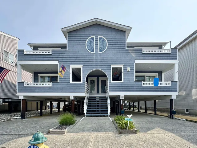 $1,259,000 | 833 Pennlyn Place, Unit EAST SIDE, Ocean City, NJ 08226