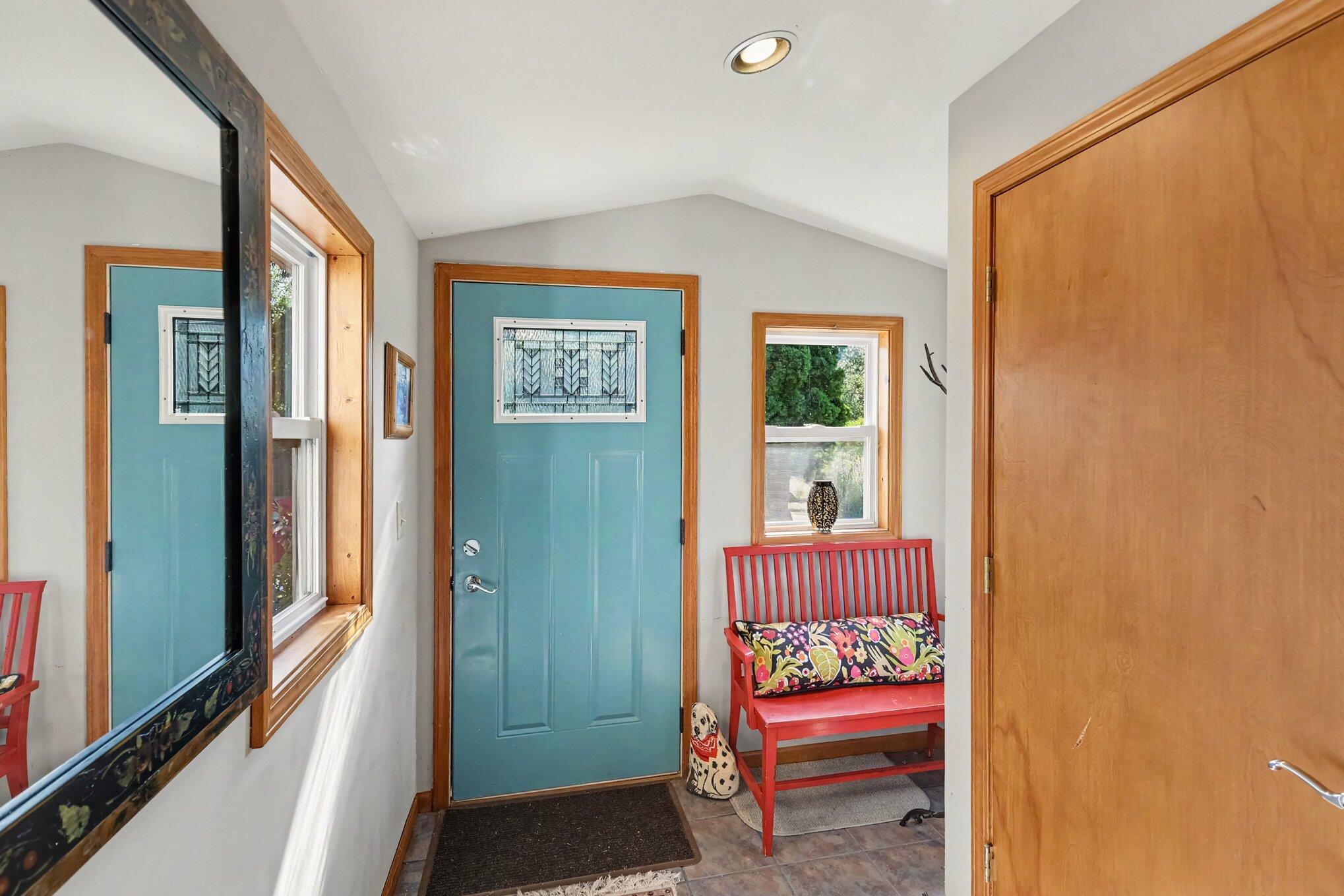 3988 Beeman Road Williamston, MI 48895 - Photo 24 of 71 Front Entryway