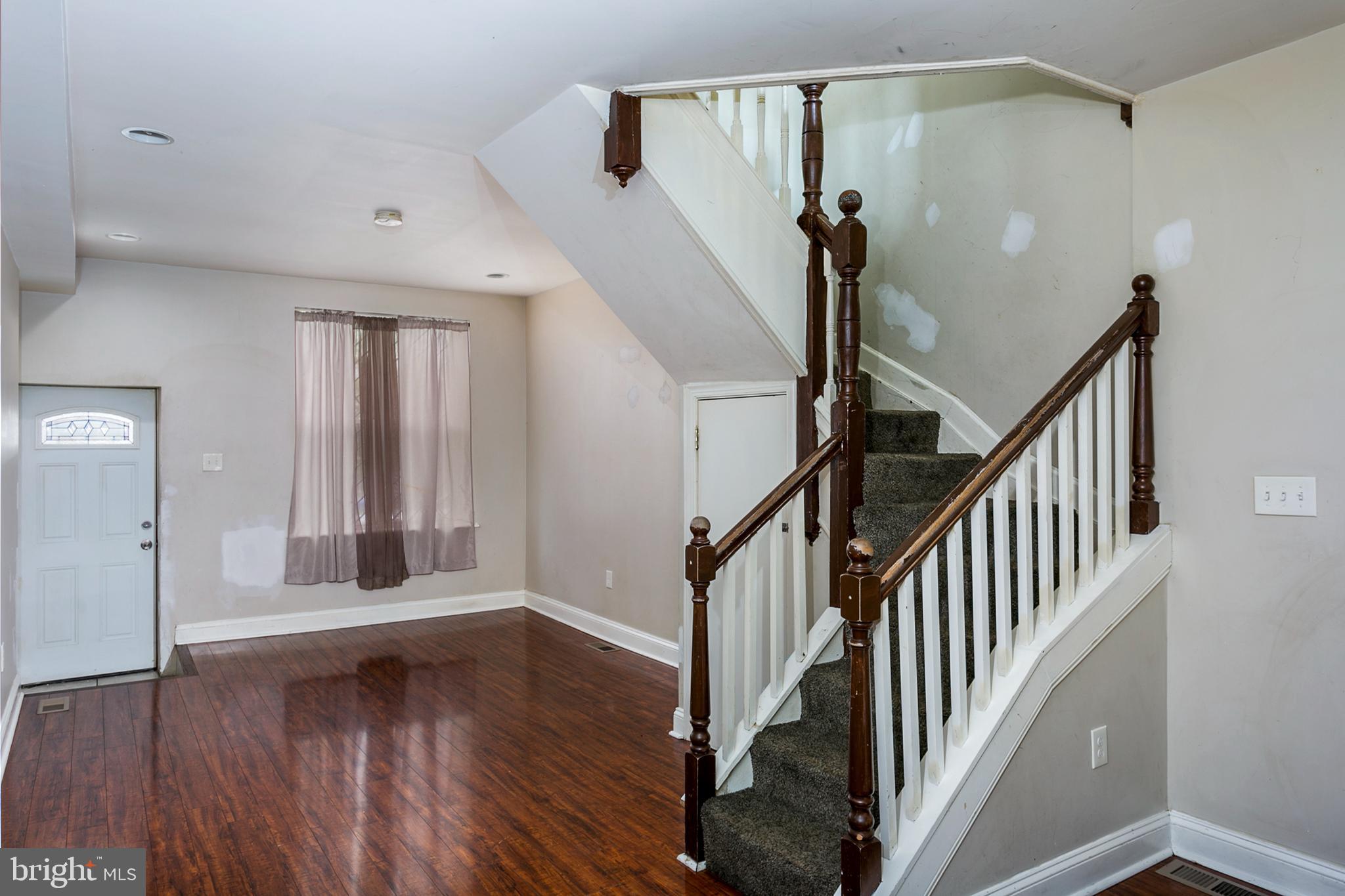 2706 Greenmount Avenue Baltimore, MD 21218 - Photo 5 of 22 Main Level